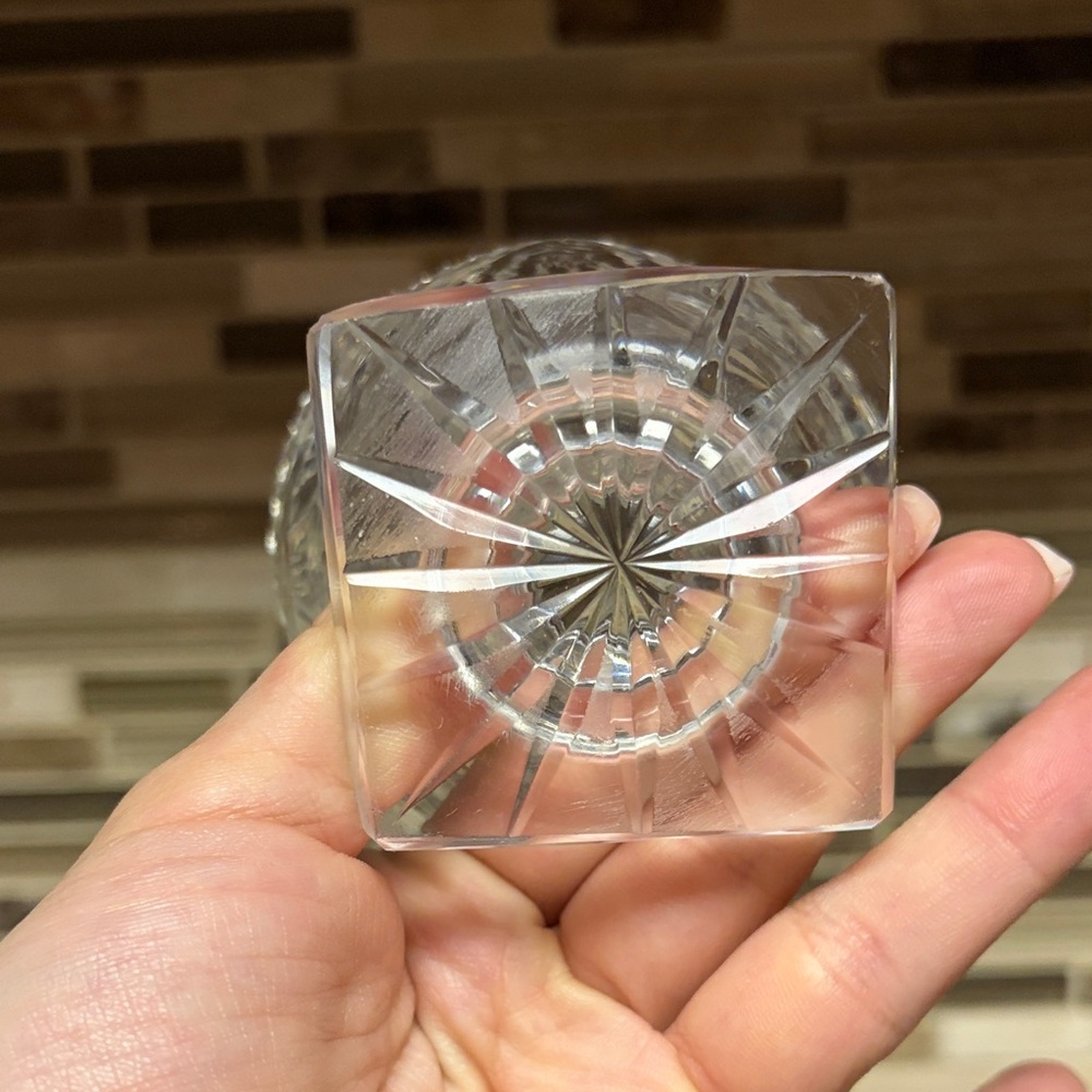 19th Century Diamond Cut Small Crystal Footed Compotes Anglo Irish (Set of 2) - Picture 5 of 8